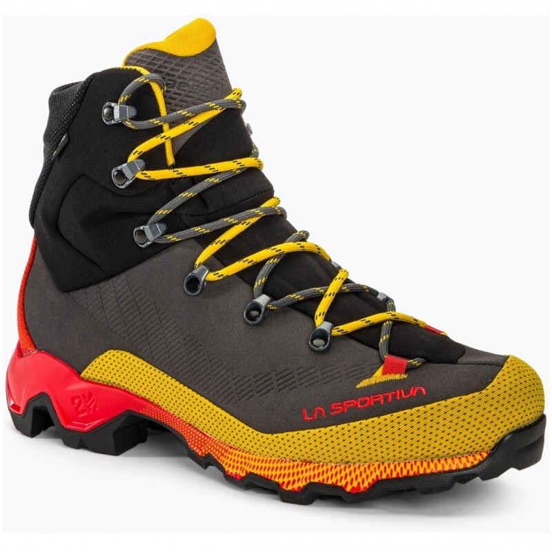 La Sportiva Treková obuv La Sportiva Aequilibrium Trek GTX Carbon