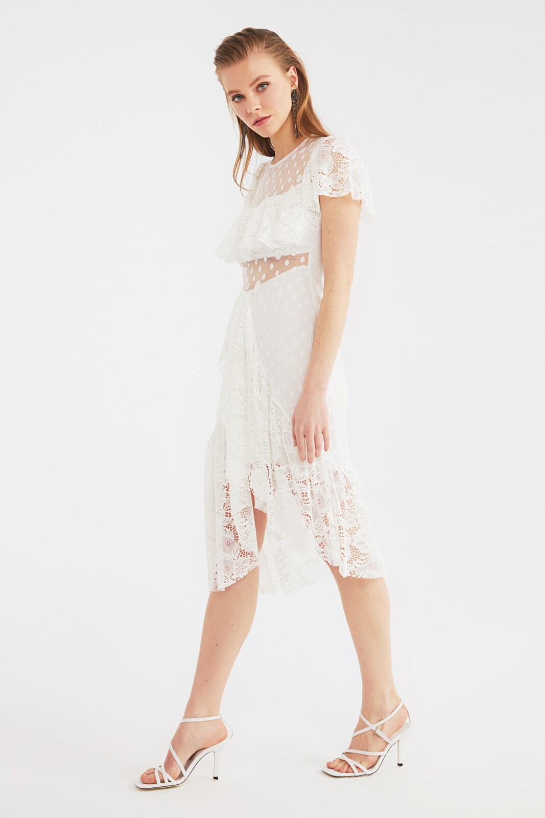 Šaty Trendyol - Ecru - Basic