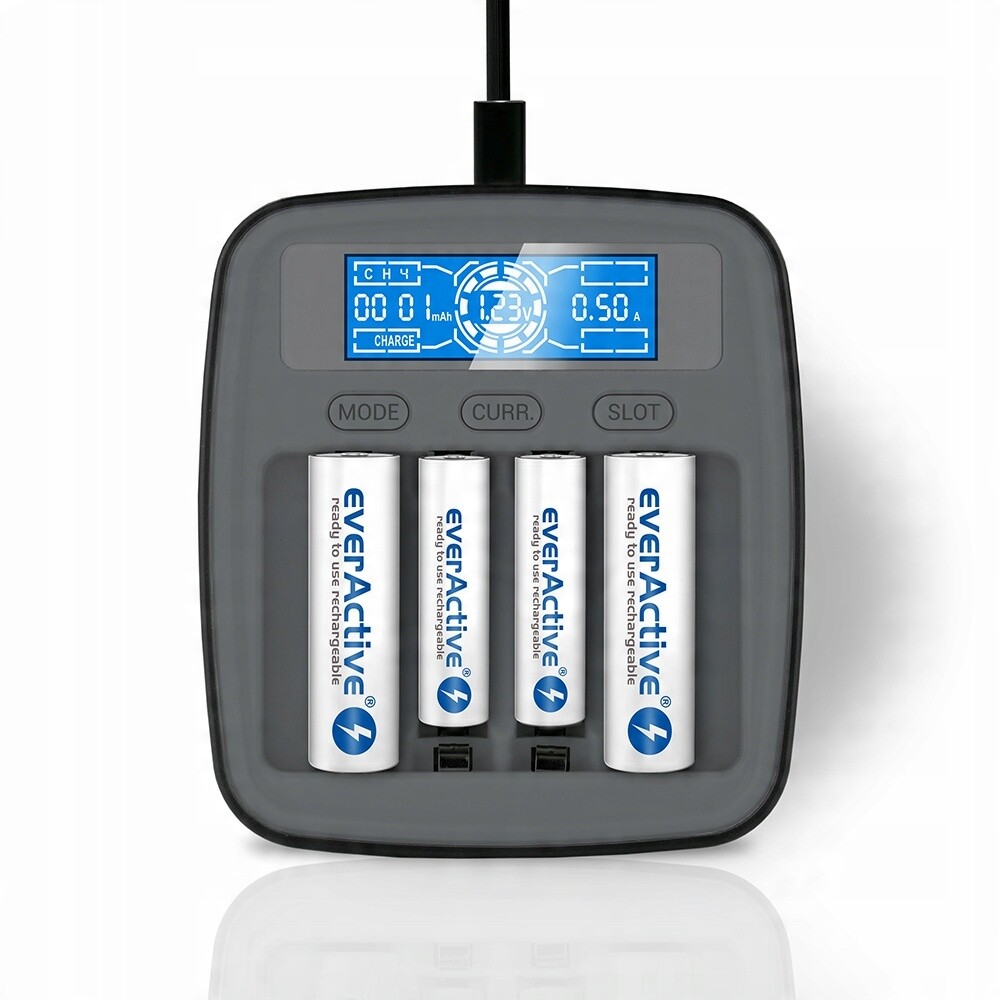 Nabíječka baterií Usb-c Ni-MH profesionální everActive NC-1000M v2