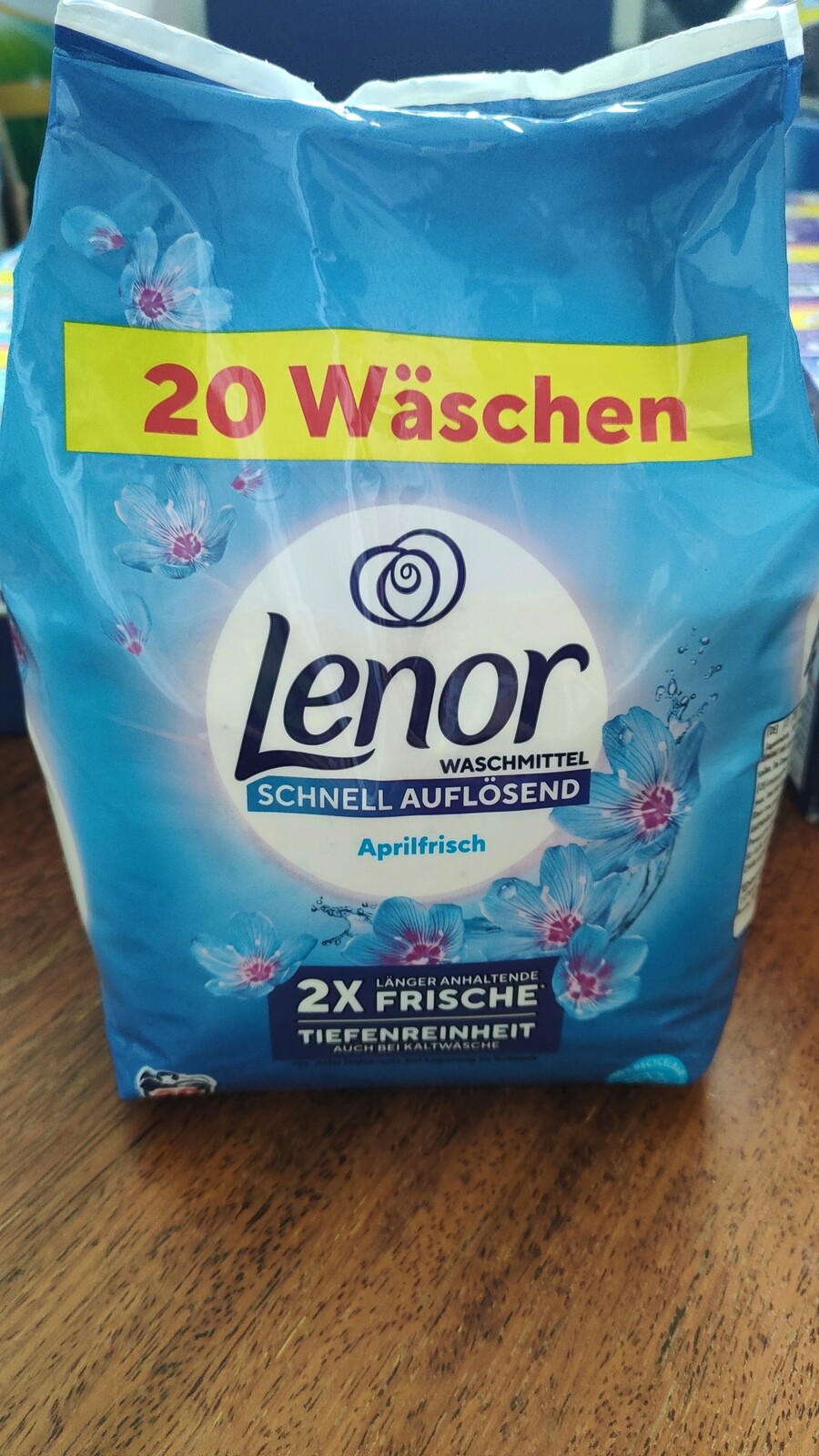 Lenor Aprilfrisch Univerzální prací prášek 1.2 kg De 20P