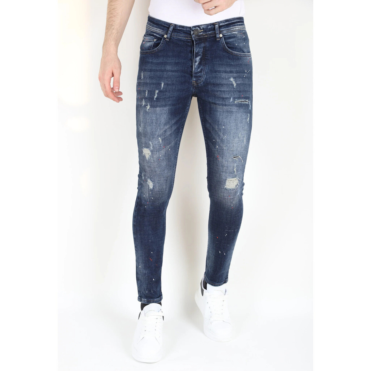 Mario Morato  148658997  Modrá