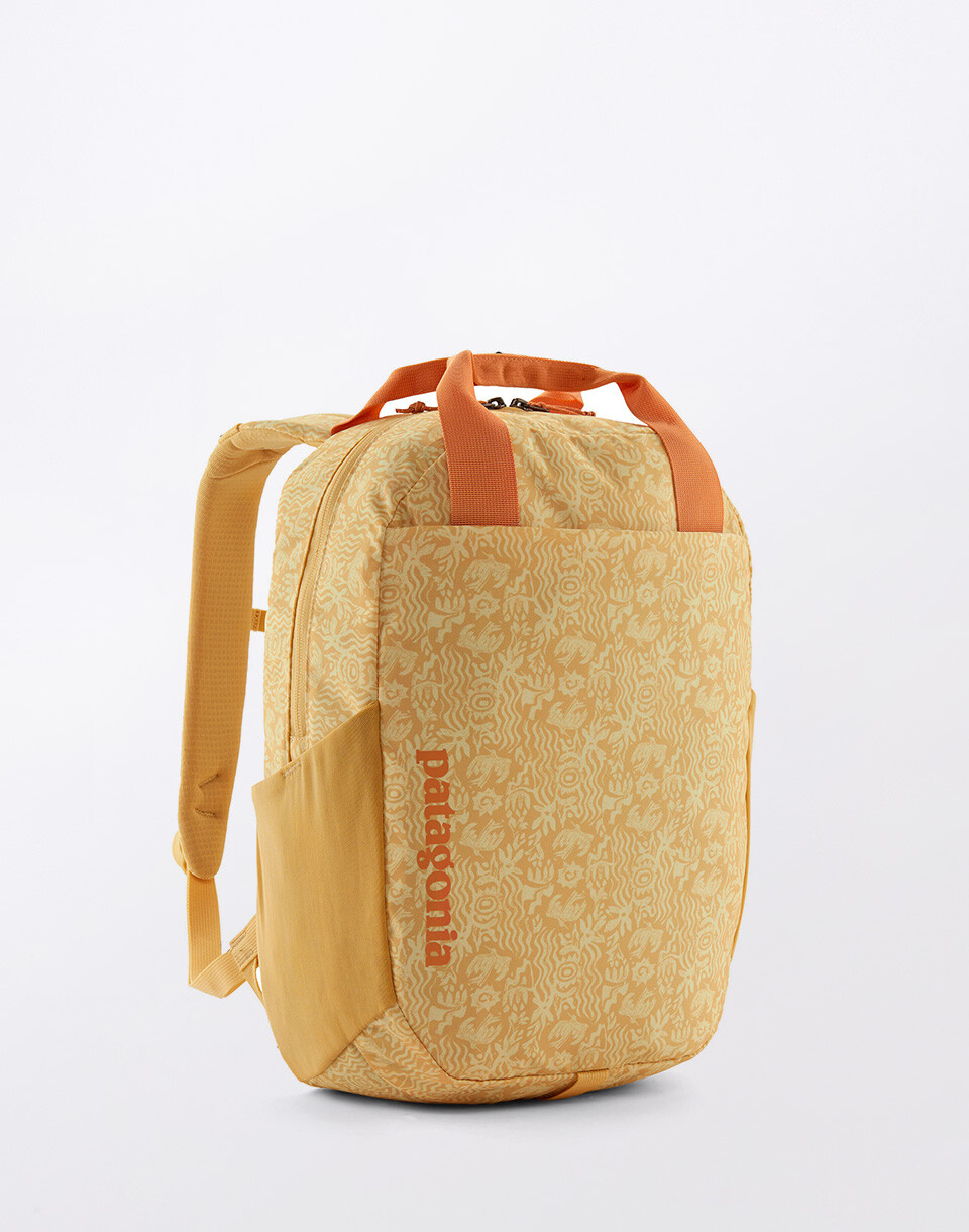 Patagonia Atom Tote Pack 20L Mountain Breeze: Buttercup Yellow