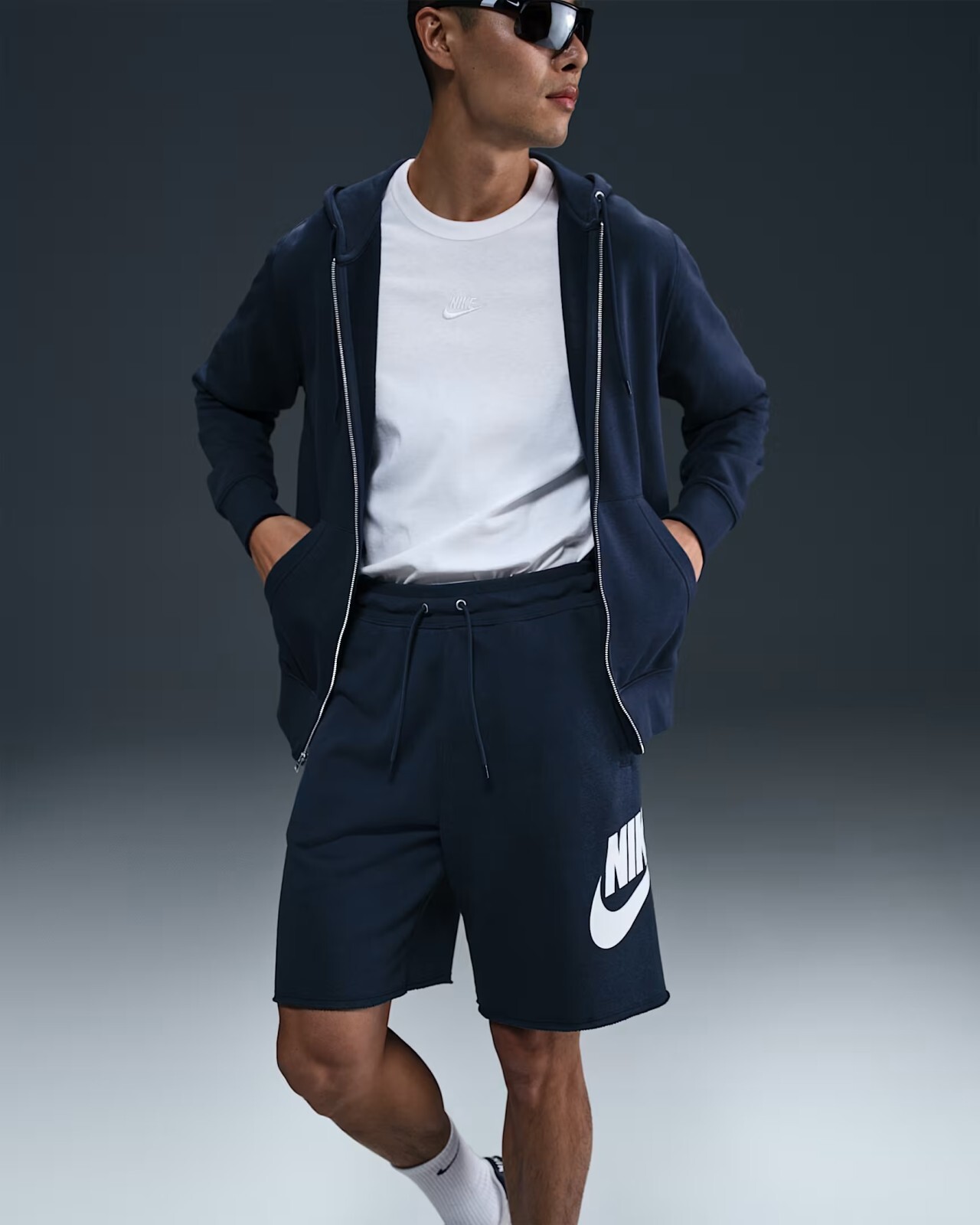 Nike Club Men French Terry Alumni Shorts M