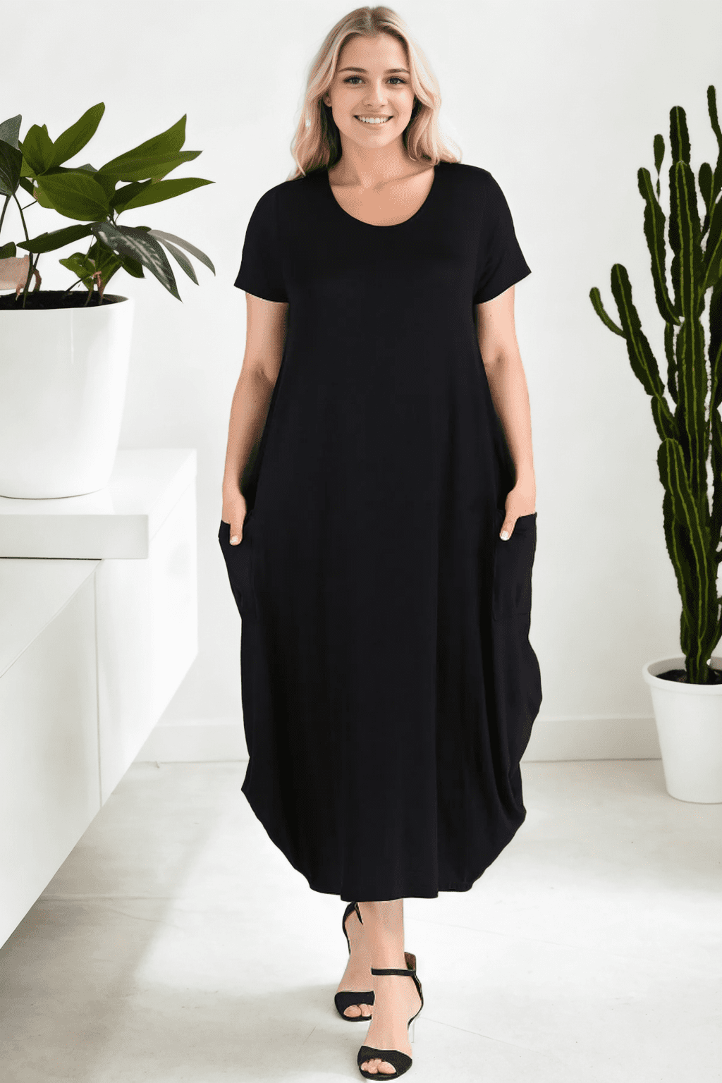 43964 Dewberry Plus Size Jumbo Short Sleeve Dress-BLACK