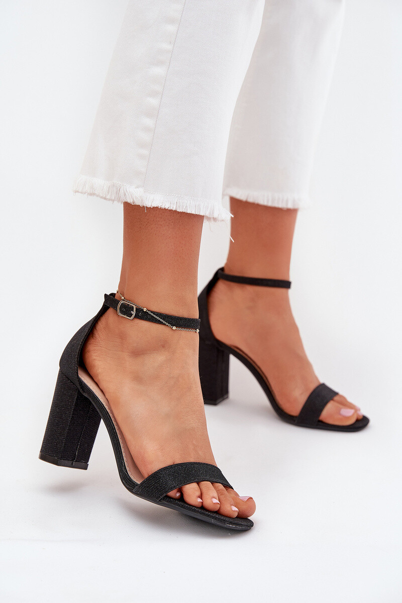Boto Lesklé dámské sandály na podpatku černé Kavina