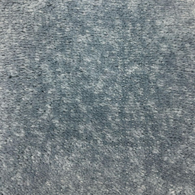 Metrážový koberec PLUSHY modrý