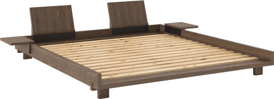 Hnědá dvoulůžková postel z borovicového dřeva s roštem 180x200 cm Social – Karup Design