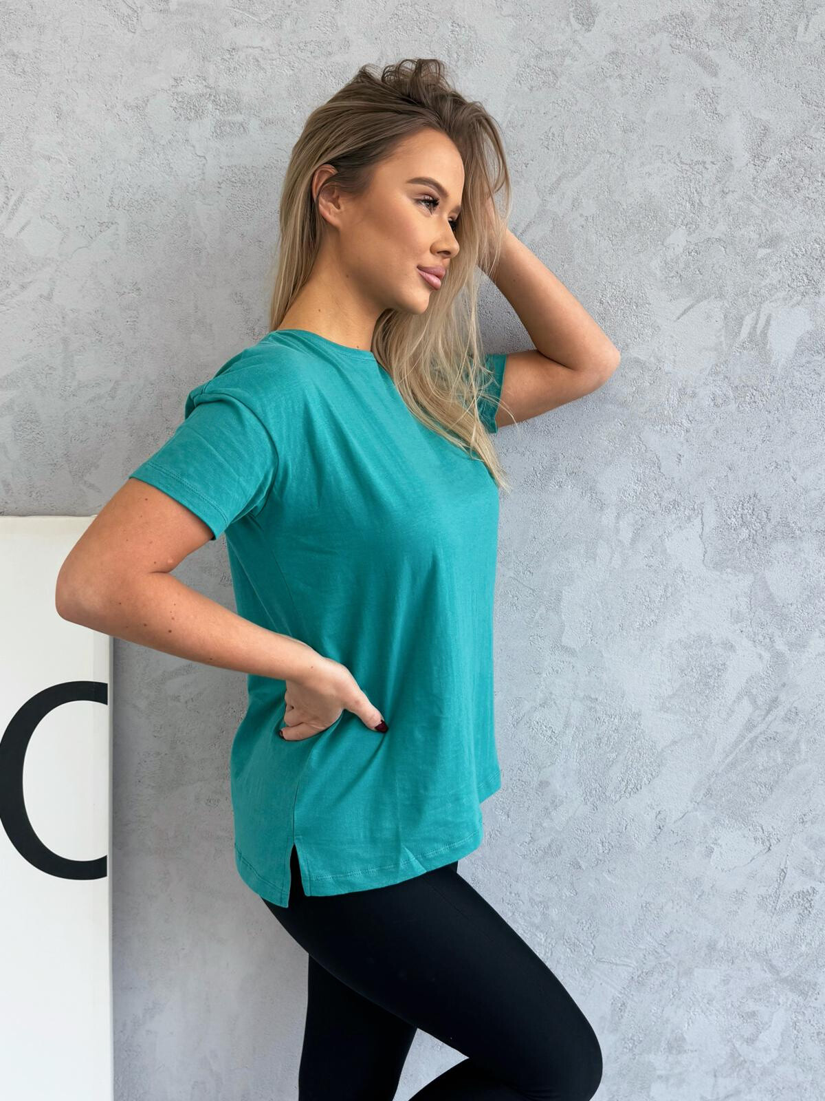 Edoti Strapless satin top SL