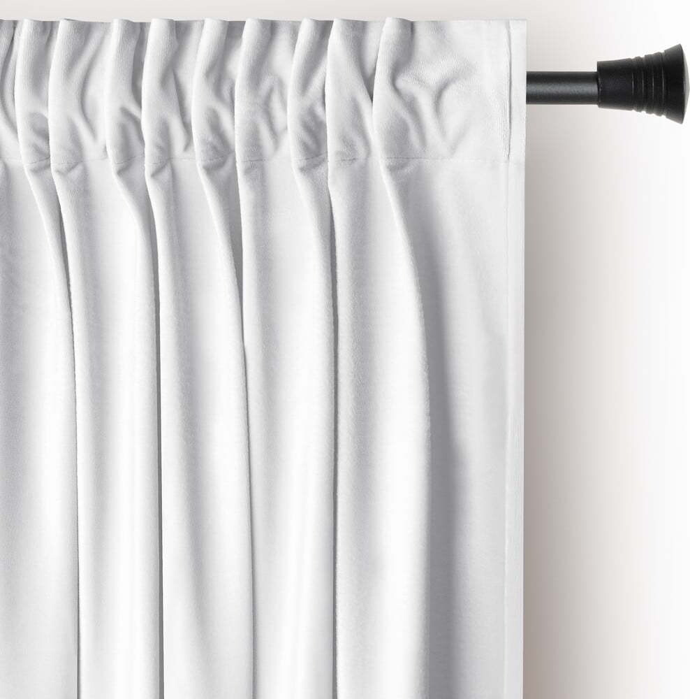 Bílý sametový dimout závěs 140x270 cm Pleat – Restilo