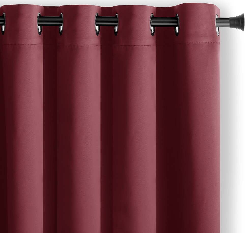 Vínový zatemňovací závěs 140x175 cm Eyelets – Restilo