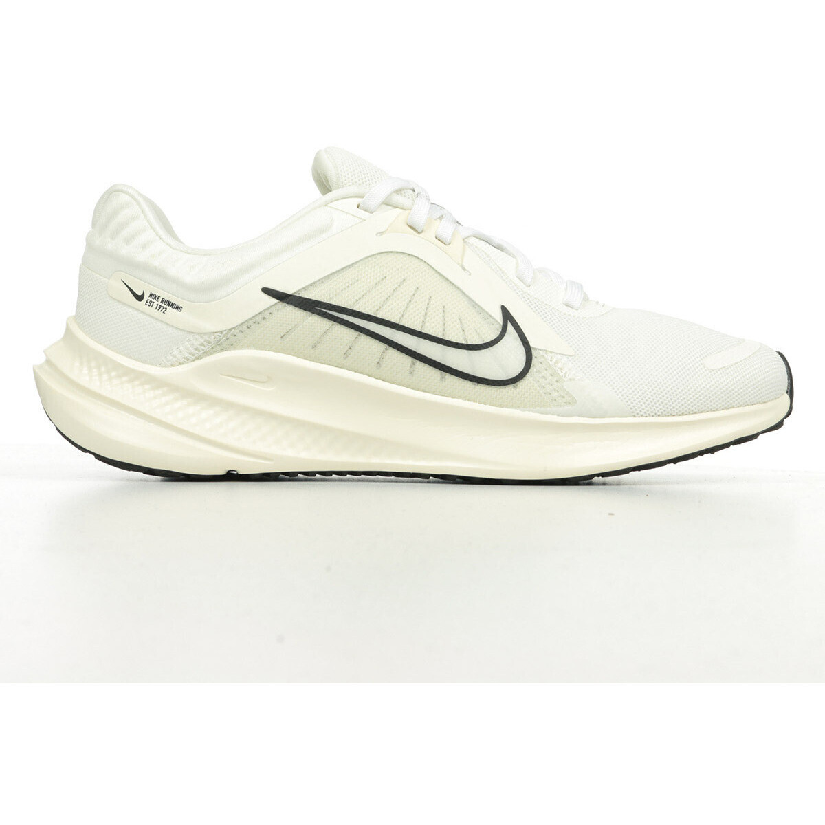 Nike  Wmns  Quest 5  Béžová