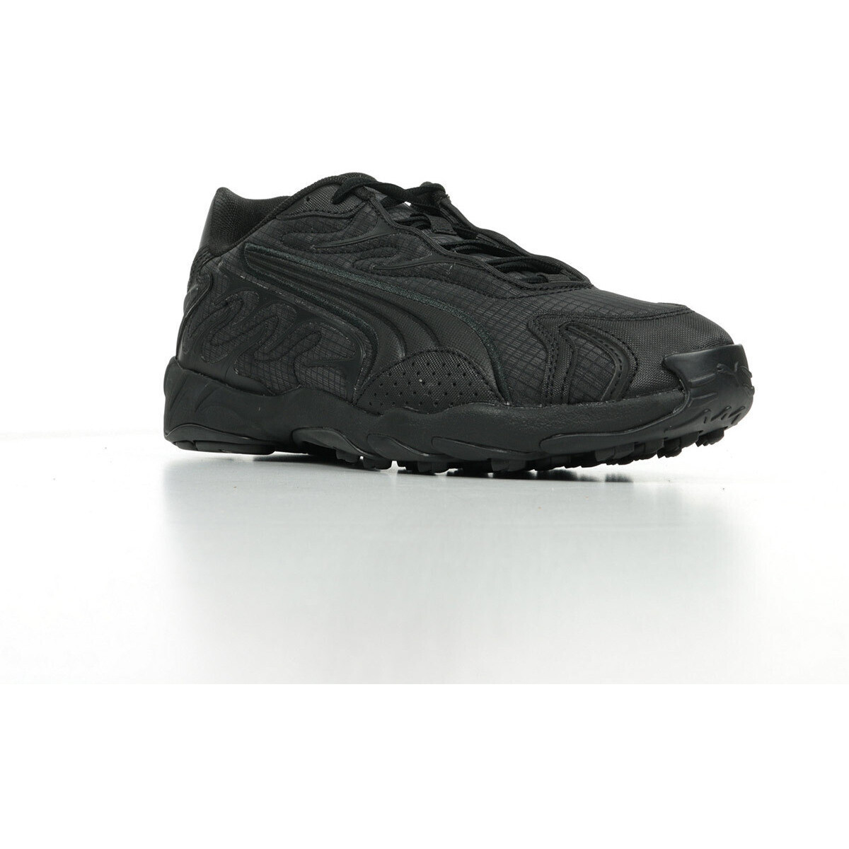 Puma  Inhale Essentials  Černá