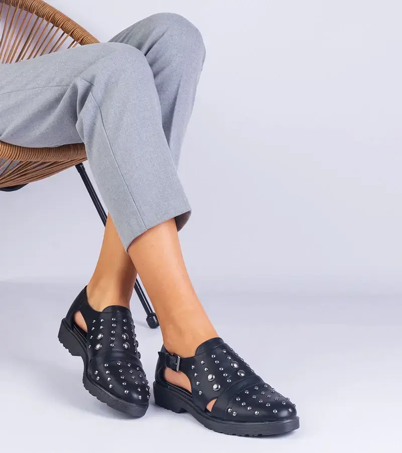 Gemre Black cut-out shoes Eleana