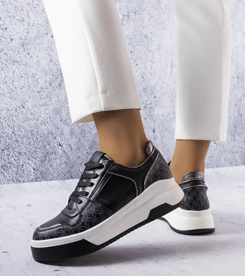 Gemre Black sneakers adorned with Grandbois monogram