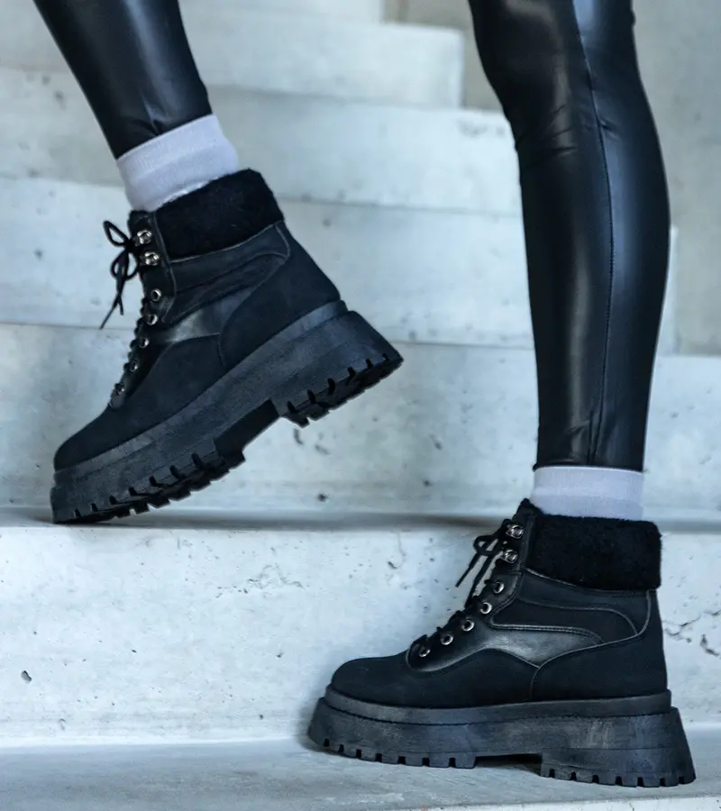 Gemre Black ankle boots on a thick sole with fur Best