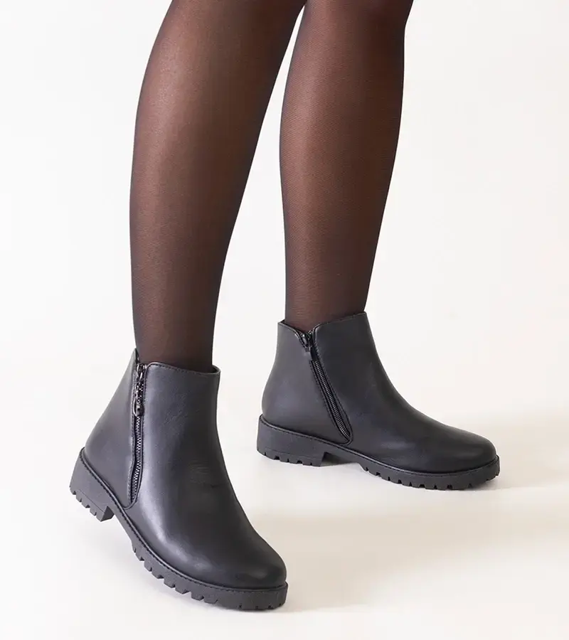Gemre Black ankle boots with metal inserts eco-leather Branda
