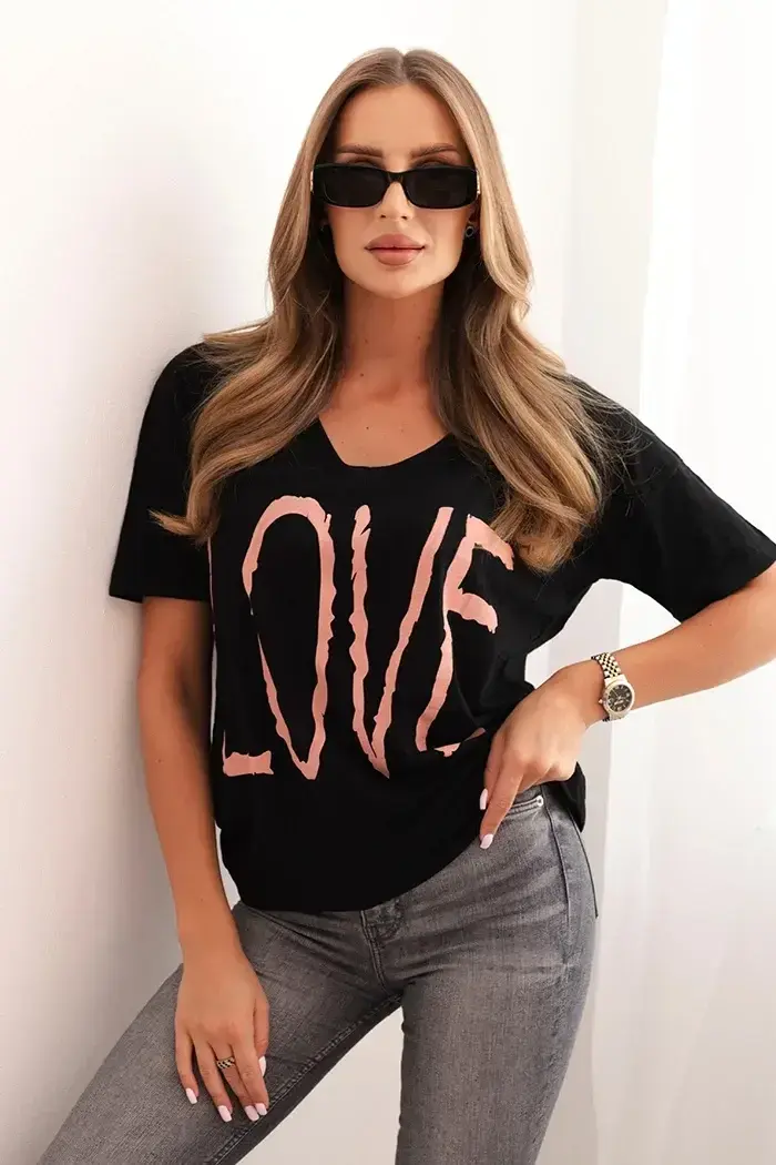 Kesi Dámská bavlněná blůza s výstřihem do V a potiskem LOVE černá