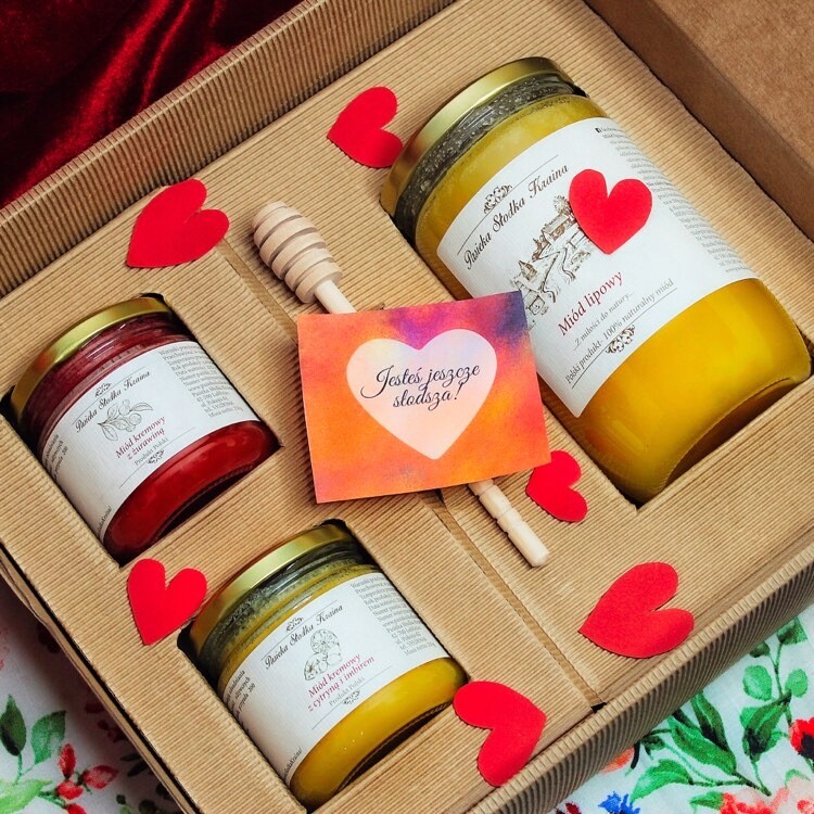 Sada přírodních medů dárek Pasieka Słodka Kraina 2x250 g 1x1 kg
