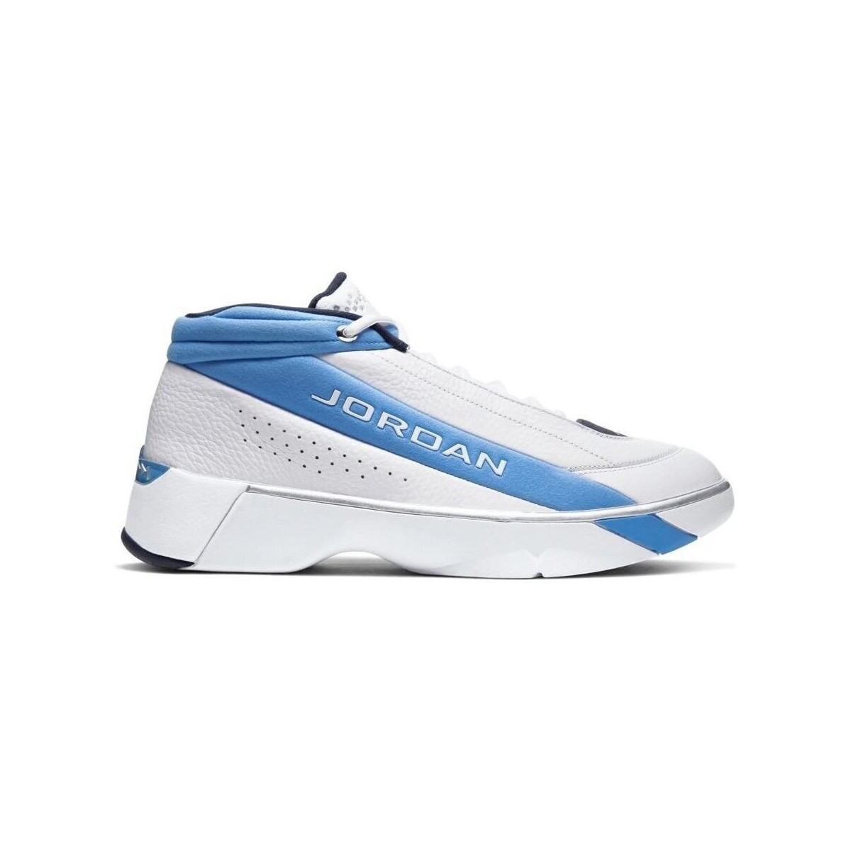 Nike  Air Jordan Team Showcase  Bílá