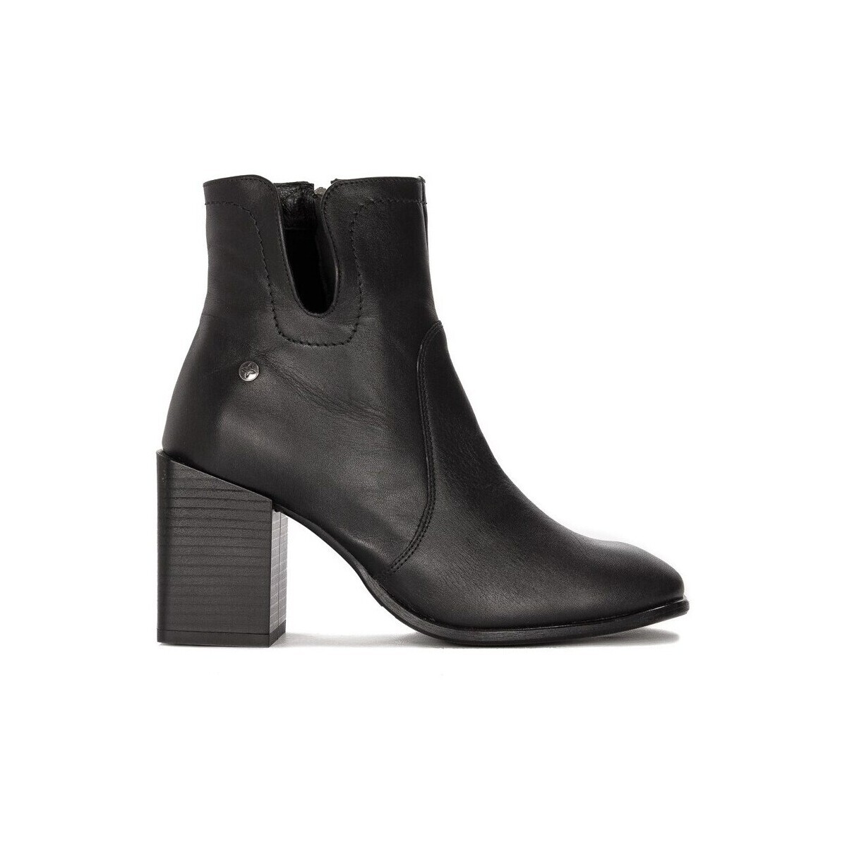 Maciejka  0568701007  Černá