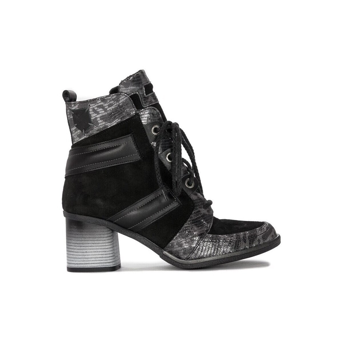 Maciejka  0562301003  Černá