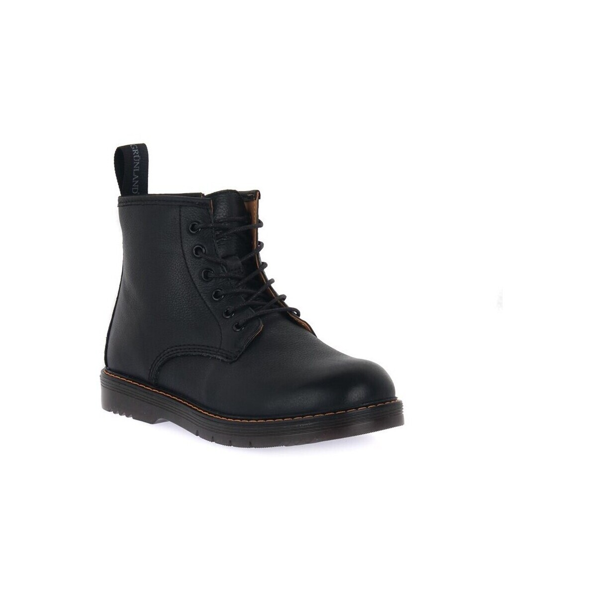 Grunland  Taba  Černá