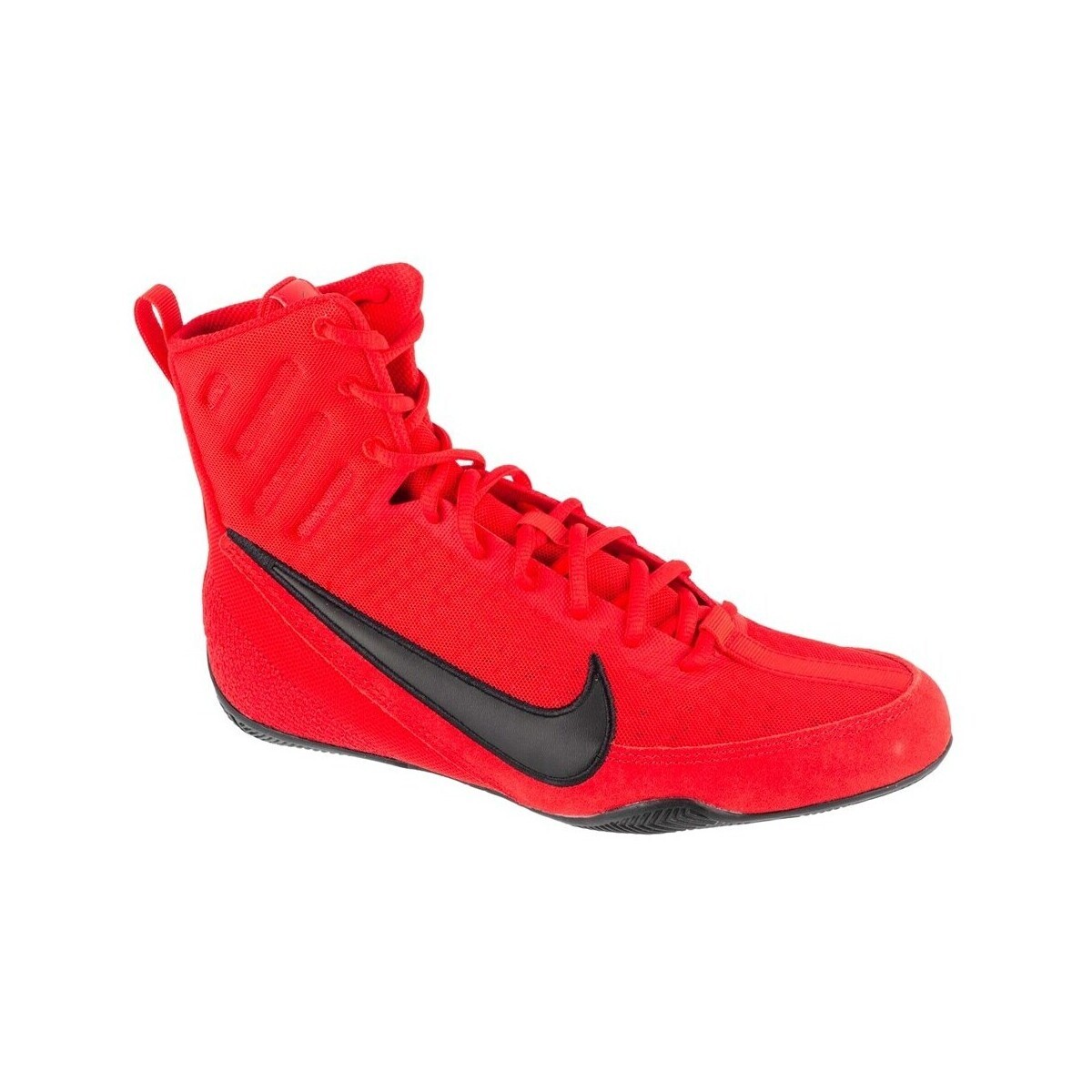 Nike  Machomai 3  ruznobarevne