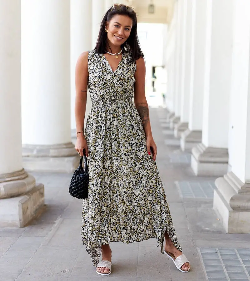 Gemre Black dress with Napolitano flowers