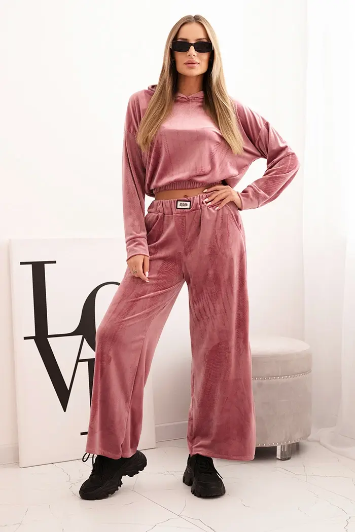 Kesi Włoski Dámská souprava z veluru se širokými nohavicemi a kapucí tmavě růžová