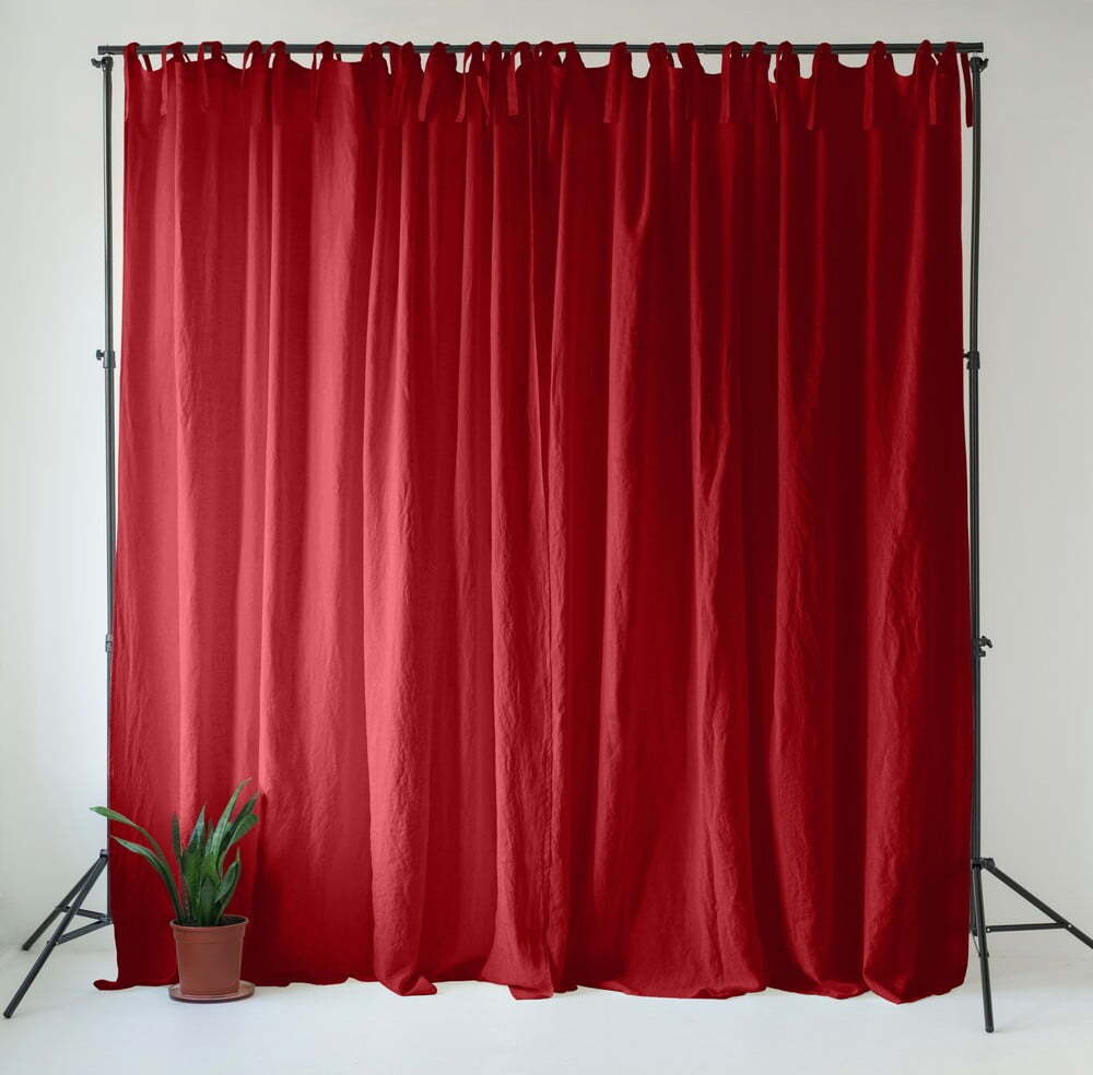 Červený lněný závěs 140x250 cm Lava Falls – Linen Tales