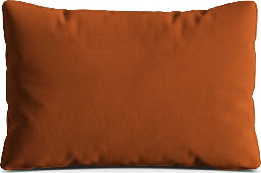 Sametový polštář na gauč v terakotové barvě Kemi – Cosmopolitan Design