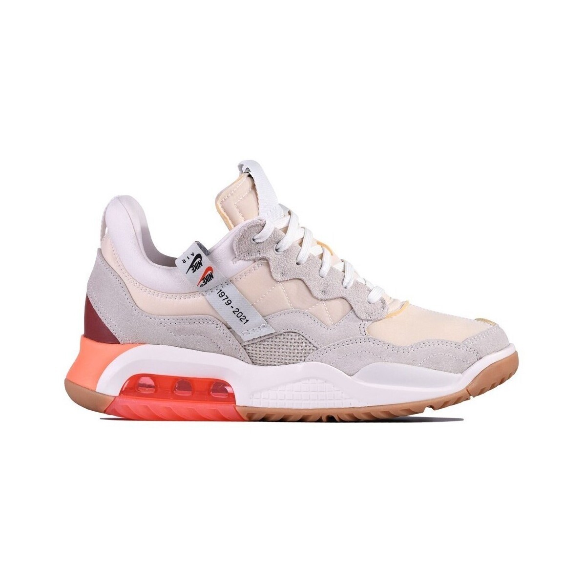 Nike  Air Jordan Ma2 Sp Future Beginnings  Béžová