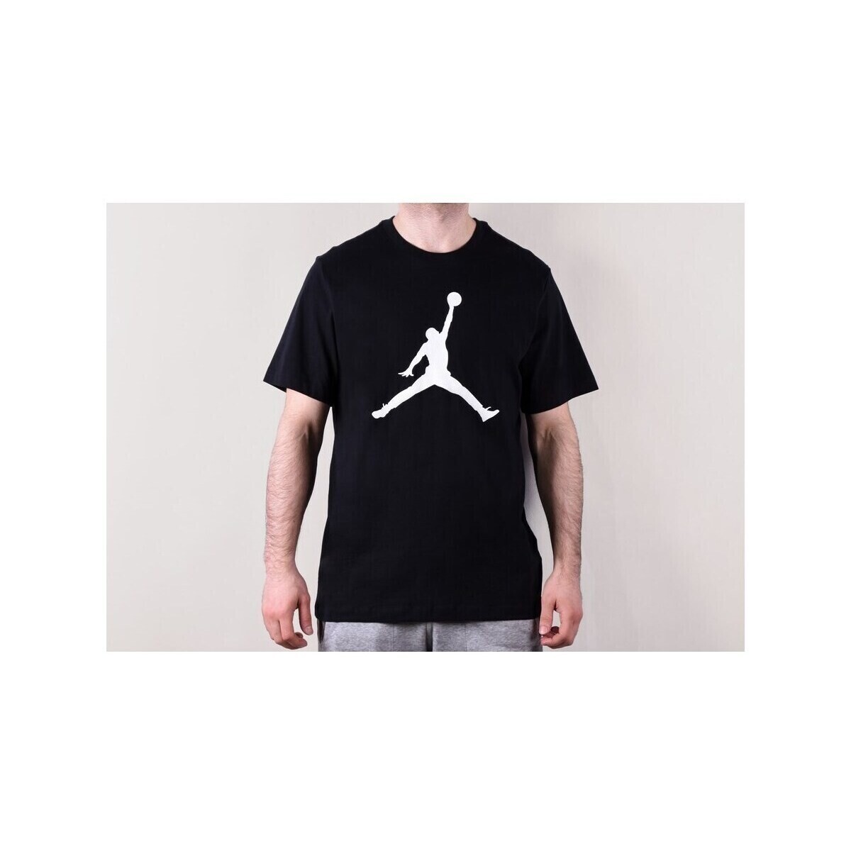 Nike  Air Jordan Iconic Jumpman  Černá