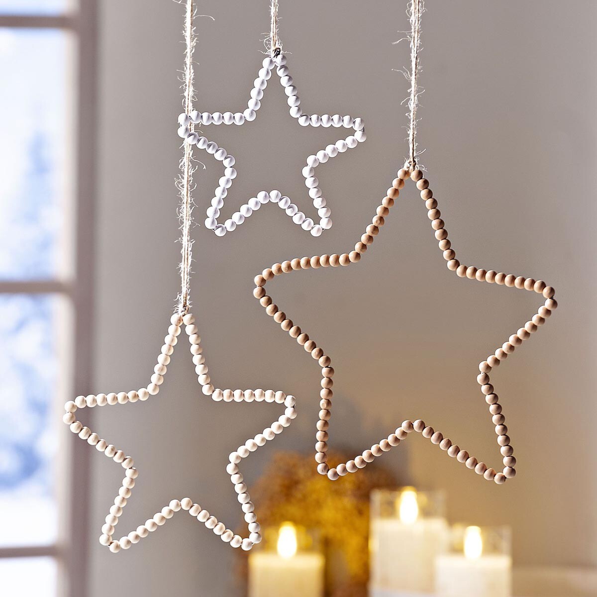 Weltbild Závěsná dekorace Hvězda z dřevěných korálků, sada 3 ks