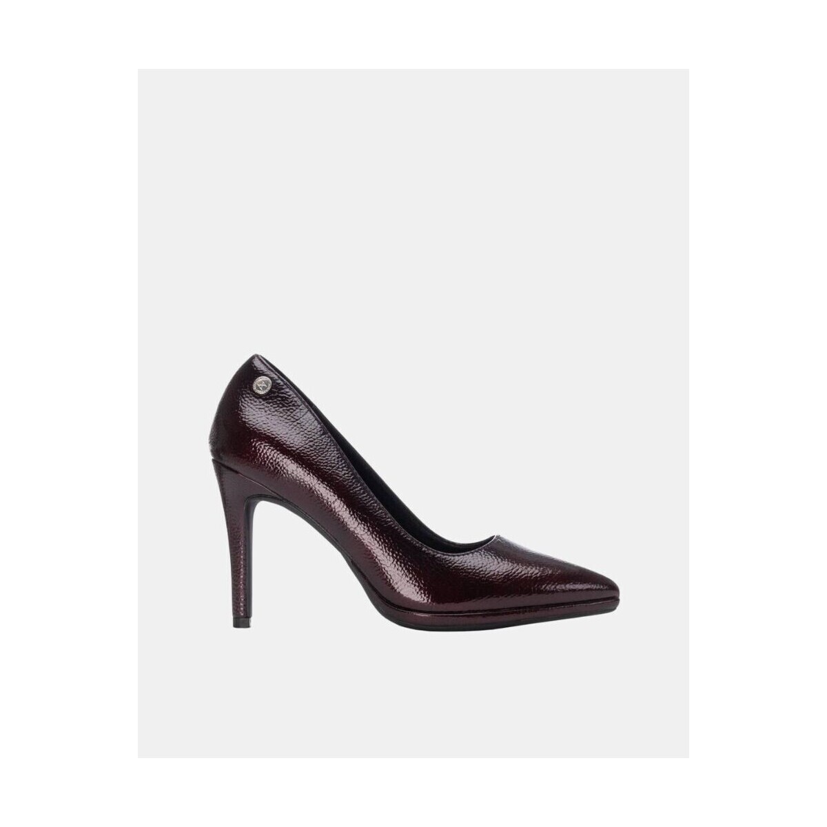 Xti  144725  Červená