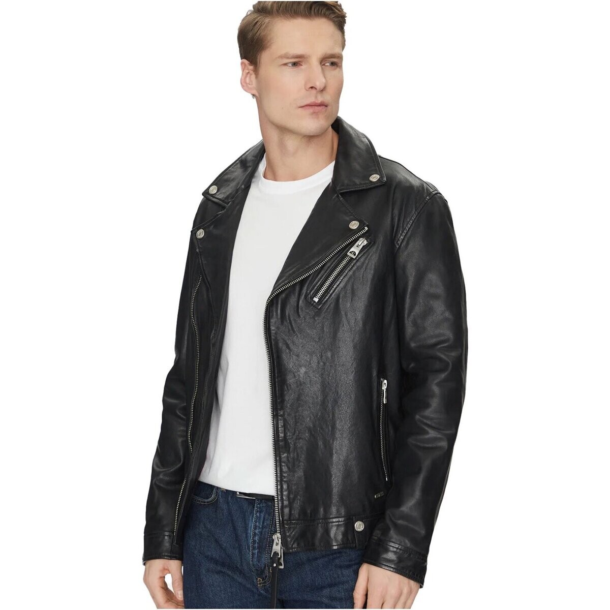 Guess  M2YL12 L0QN0  Černá