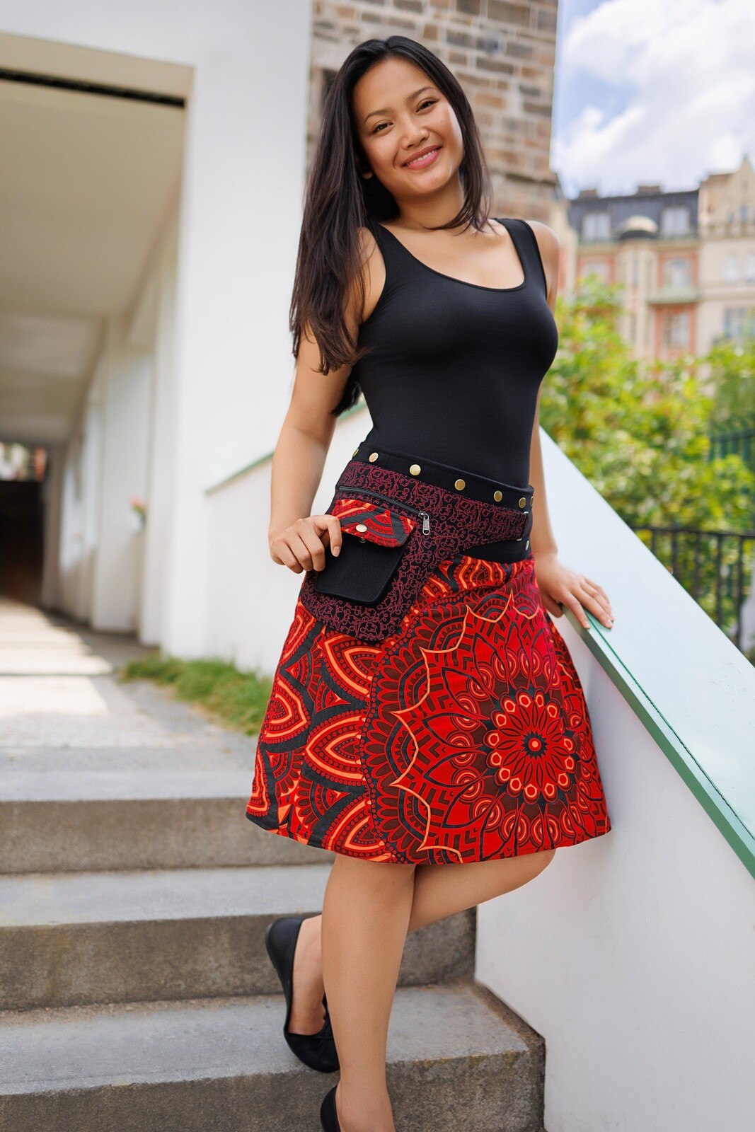 Himalife Zavinovací sukně s kapsičkou Gauri - červená Velikost: UNI