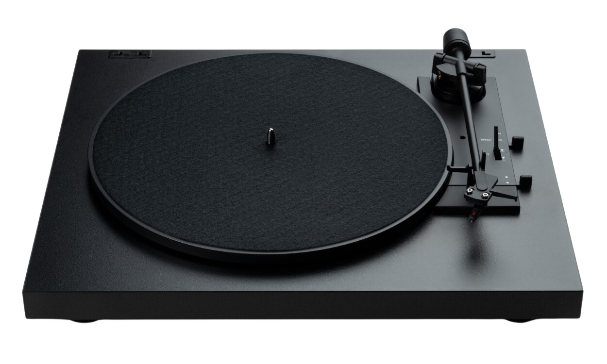 Pro-Ject A1.2 (OM10) Černý