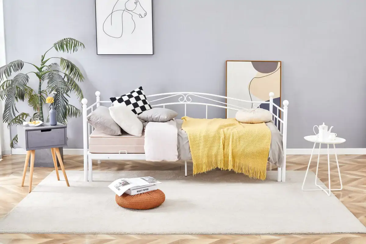 Halmar Postel s přistýlkou ARIZA - bílá