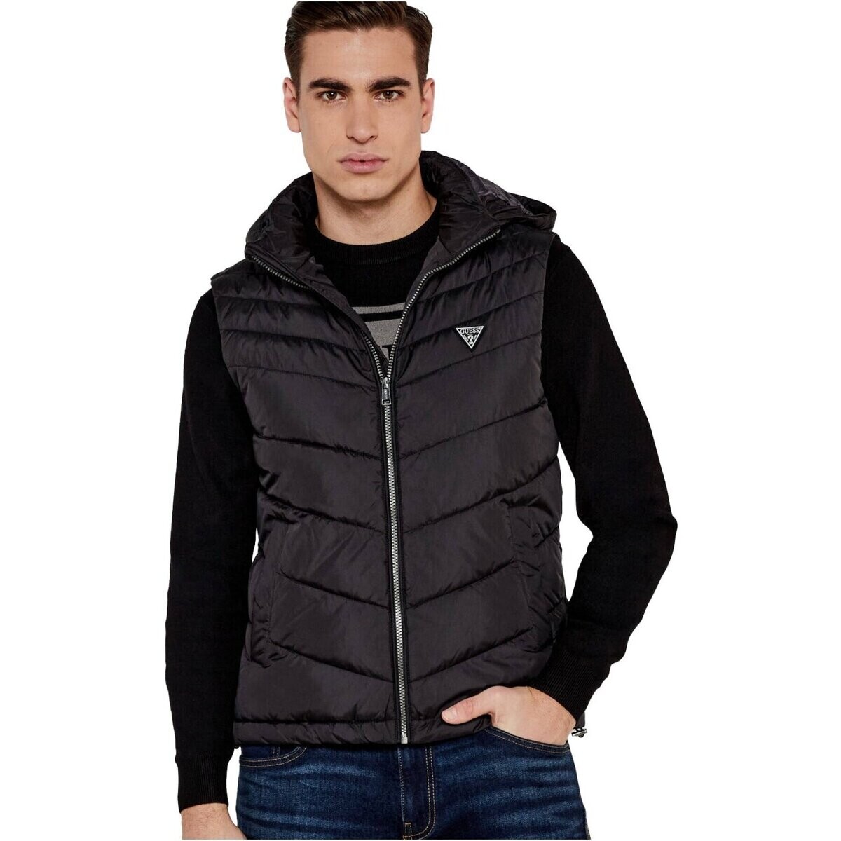 Guess  M5RN21 WCQA2  Černá