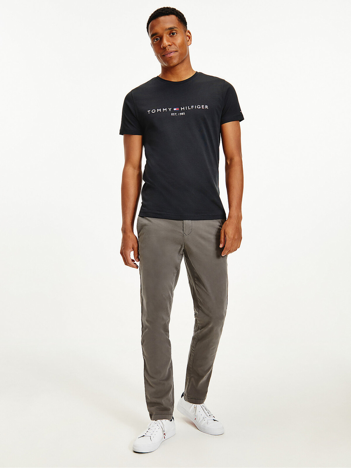 Tommy Hilfiger pánské černé tričko MW0MW11465 M