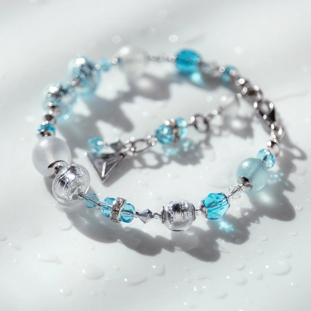 Lampglas Nádherný náramek Ice Ice Baby s ryzím stříbrem v perlách Lampglas BER5