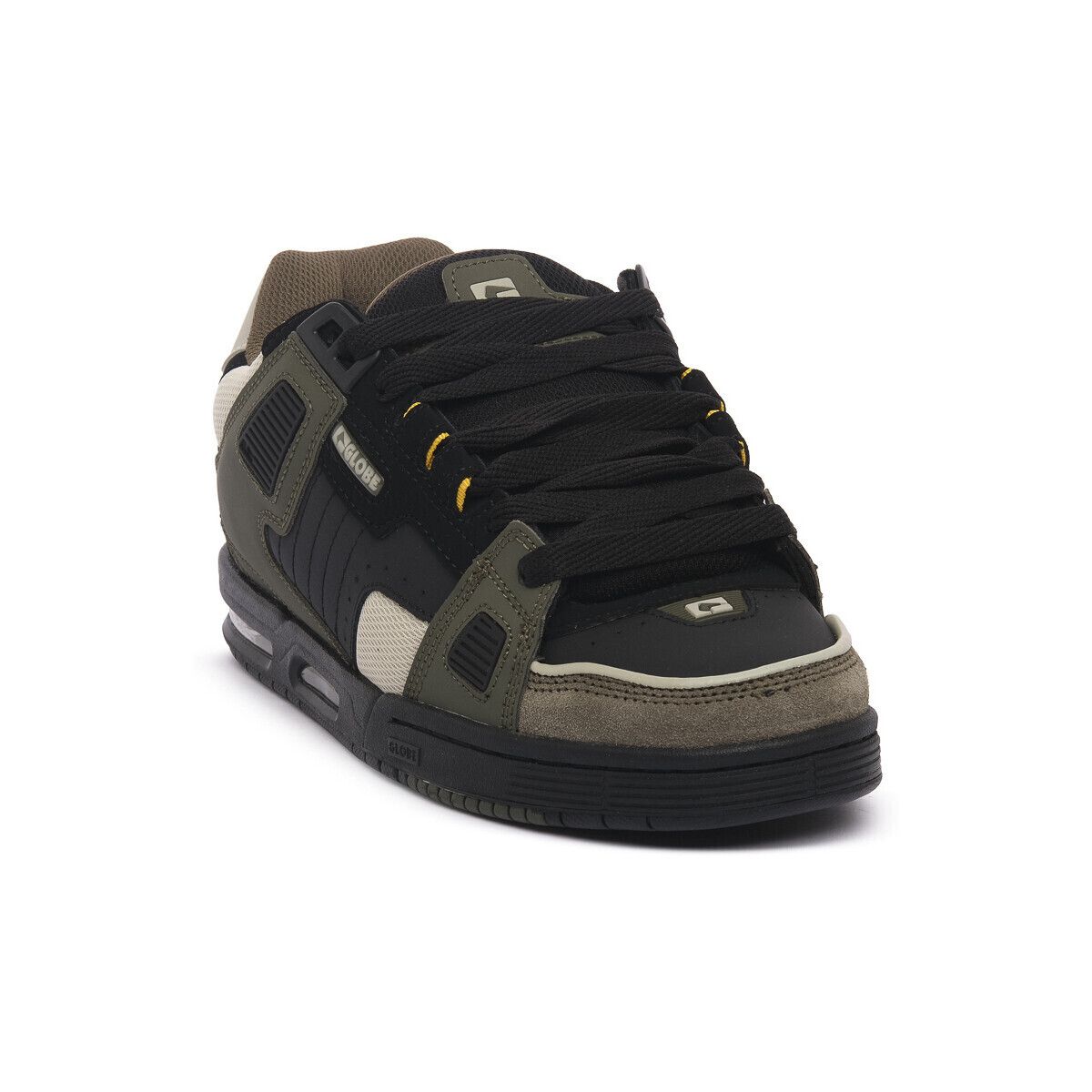 Globe  SABRE BLACK ARMY  Černá