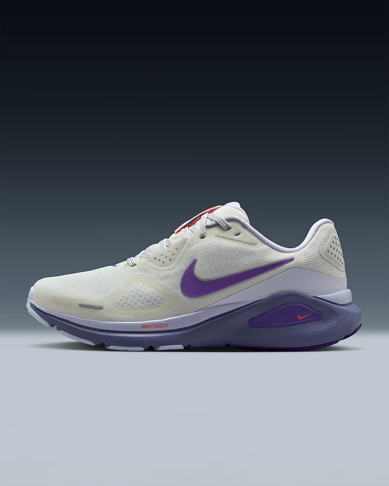 Nike Women Structure 26 42