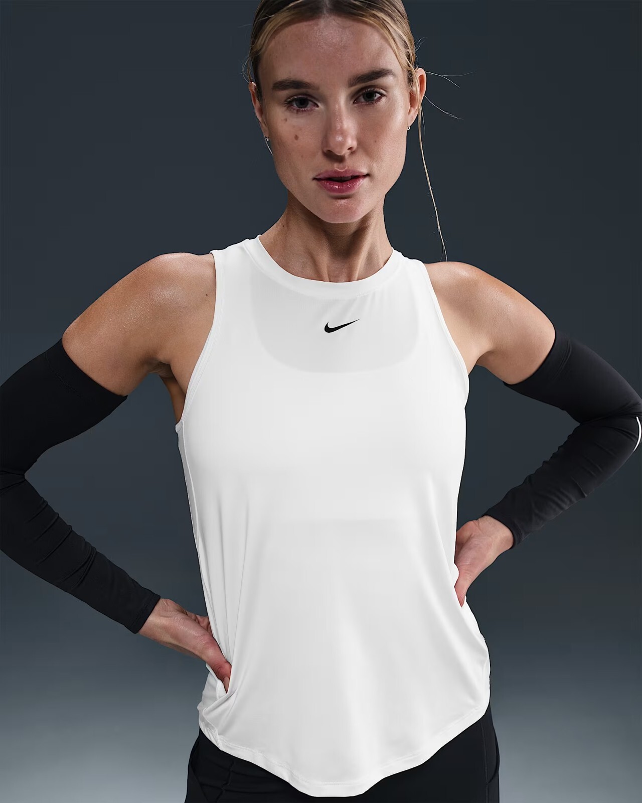 Nike One Classic Women Dri-FIT Tank Top M
