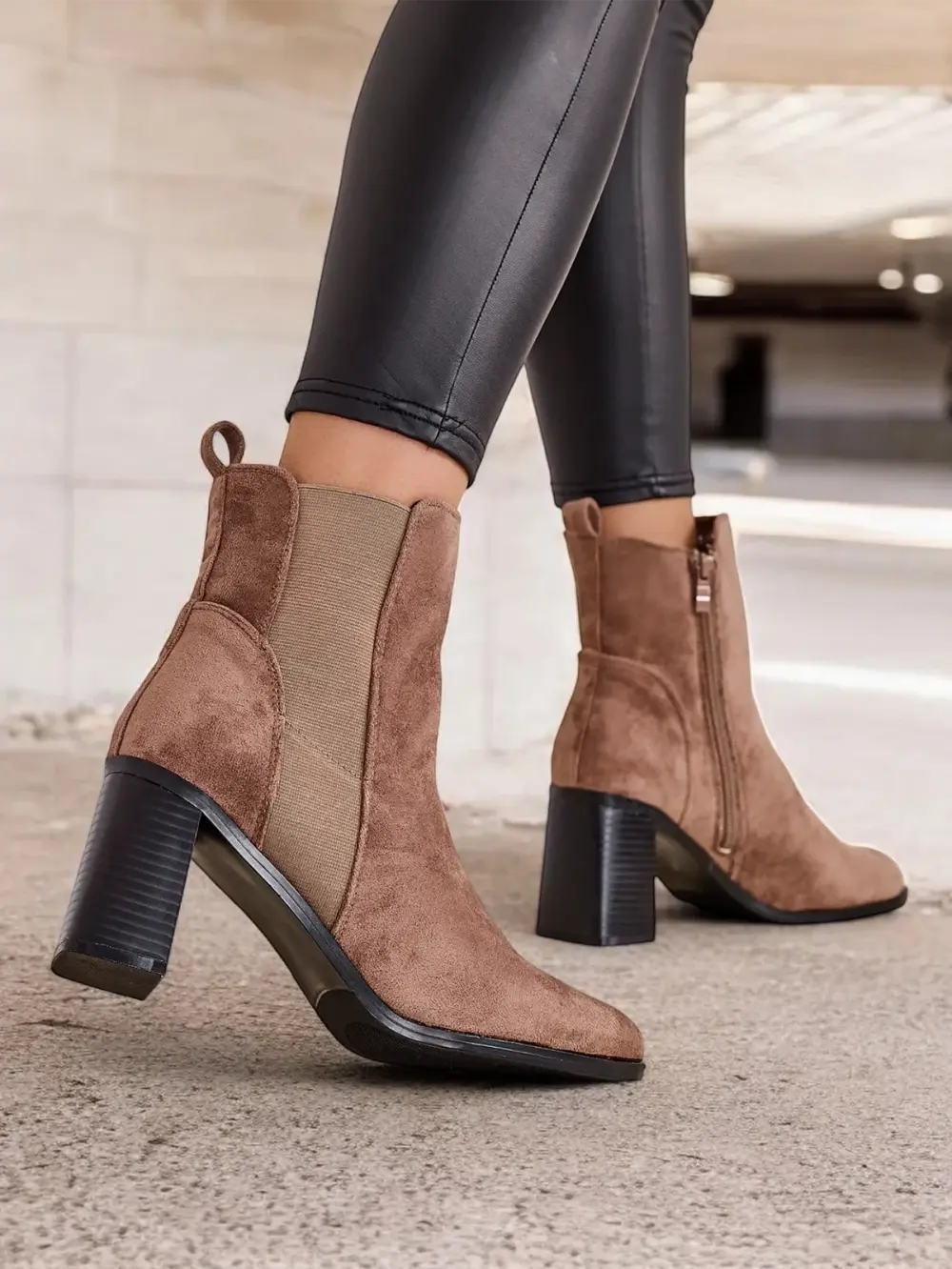 Resti Women's ankle boots on a heel Enotto