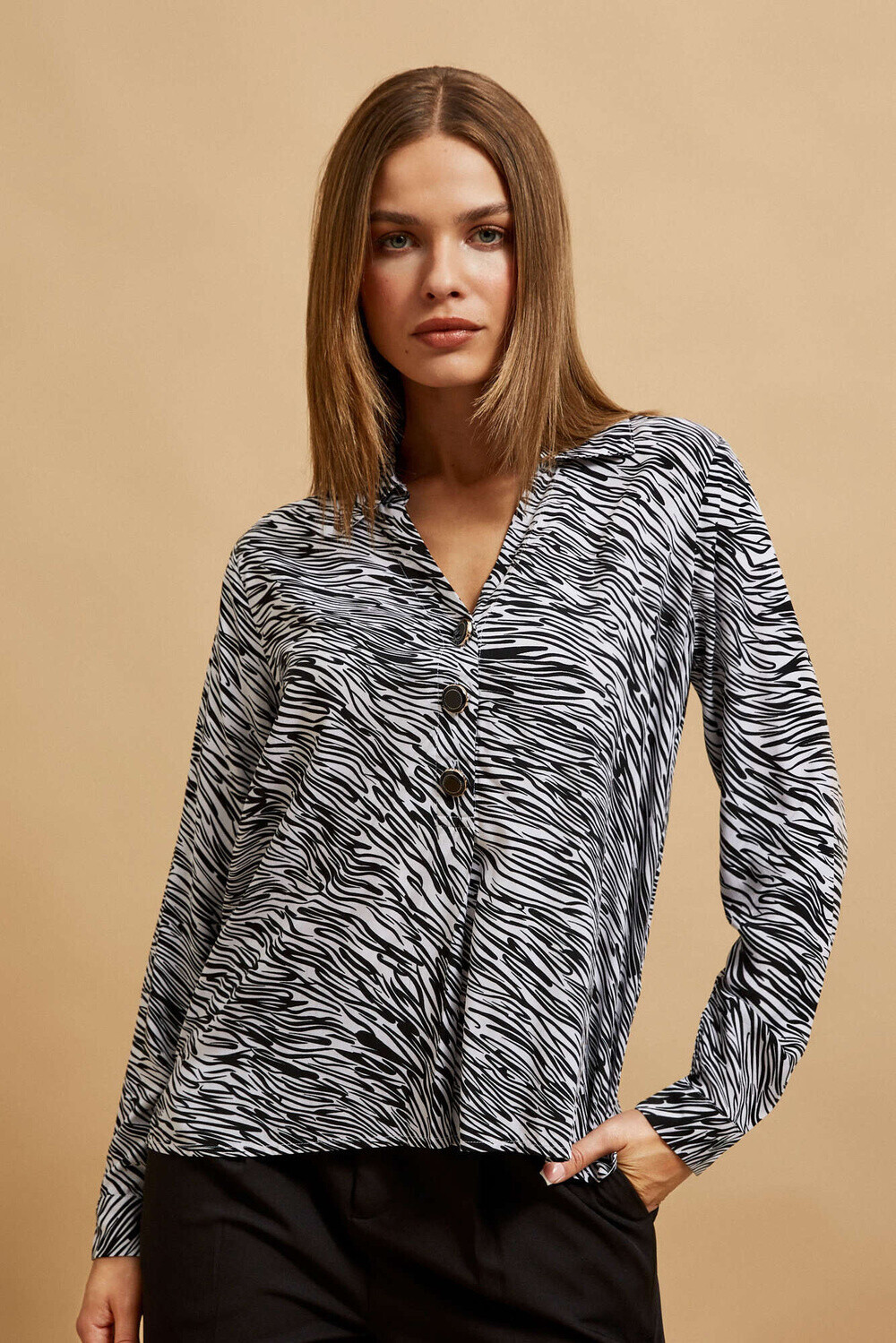 Marisse Black And White V-Neck Shirt