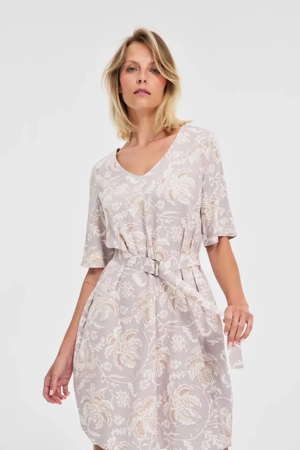 Marisse Viscose Dress With A Pink Belt