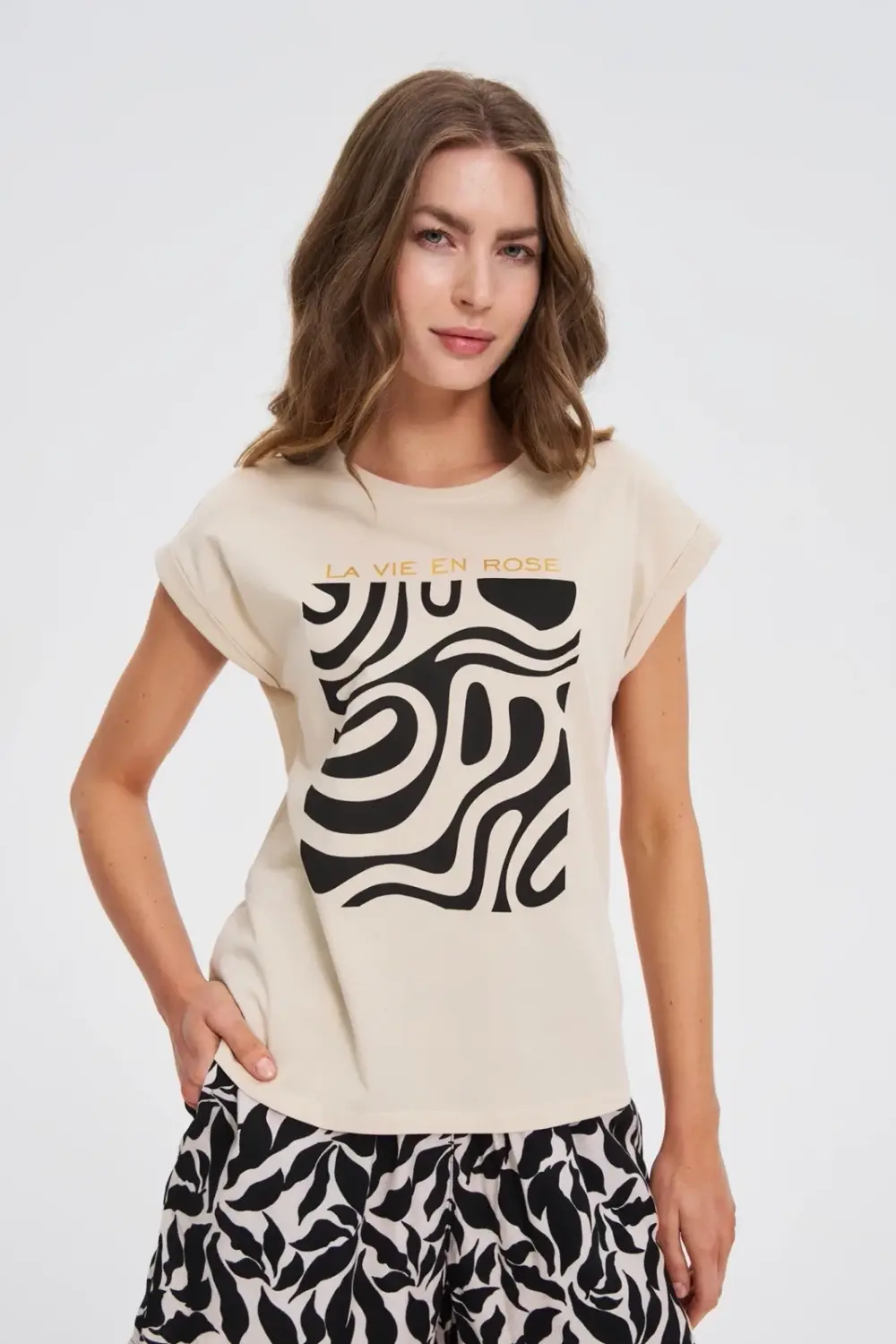 Marisse Beige T-Shirt With Geometric Print