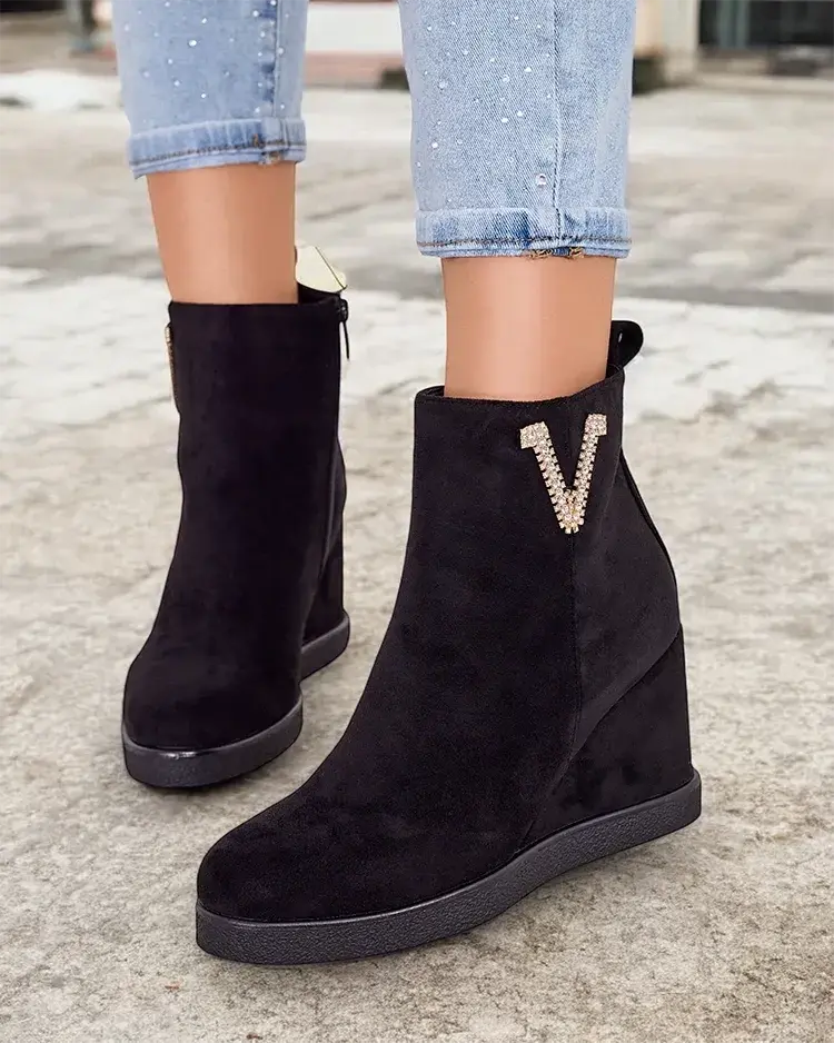 Resti Nerias women's boots on heels